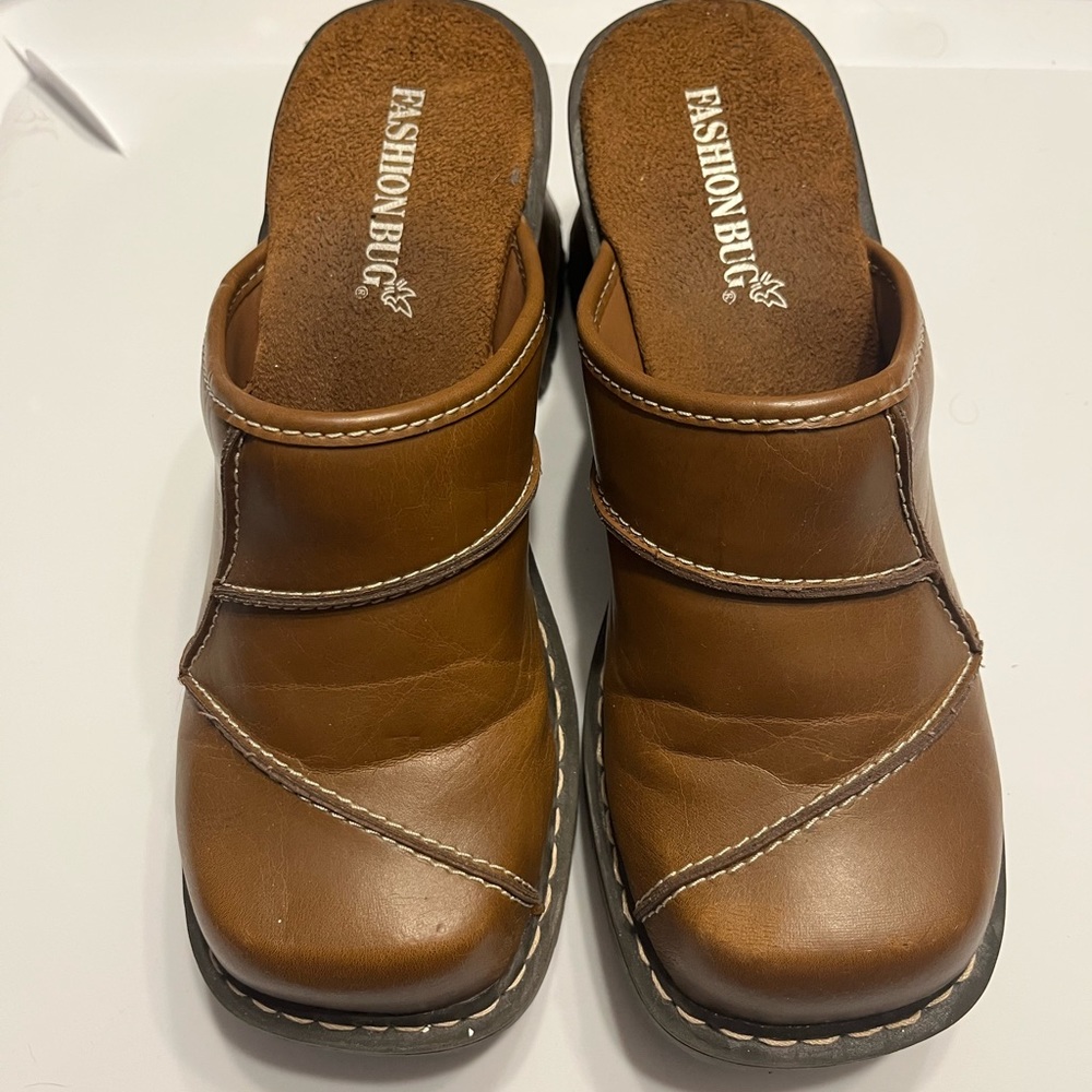 Women’s shoes